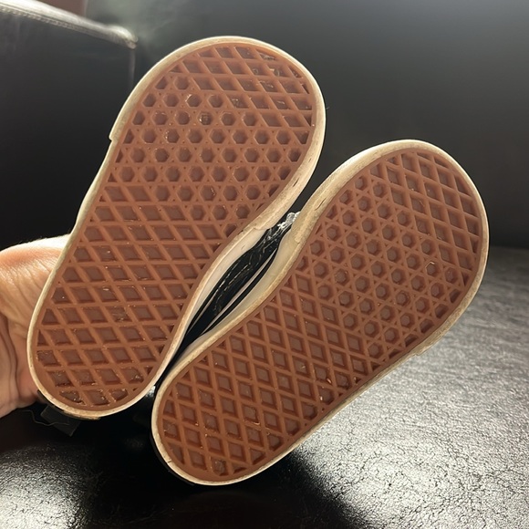 Used, good condition Toddler Vans, US 5 - Picture 3 of 4